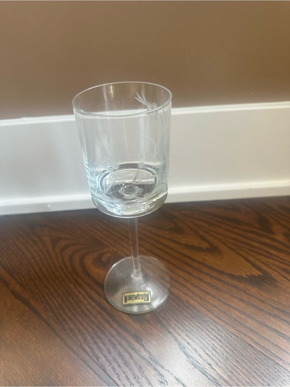 Toscany Etched Clear Crystal Wine Glass